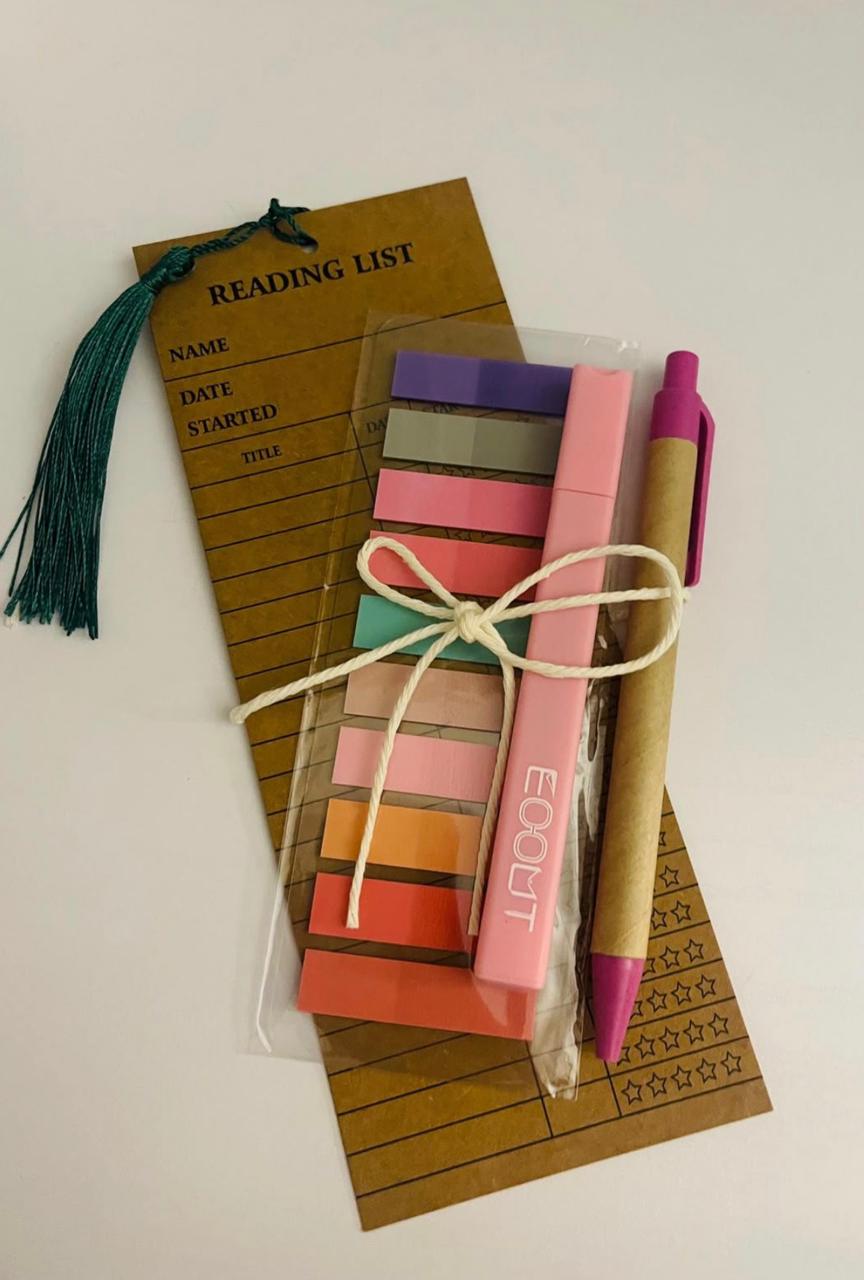 الطقم Reading List